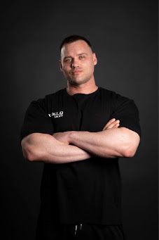Coach